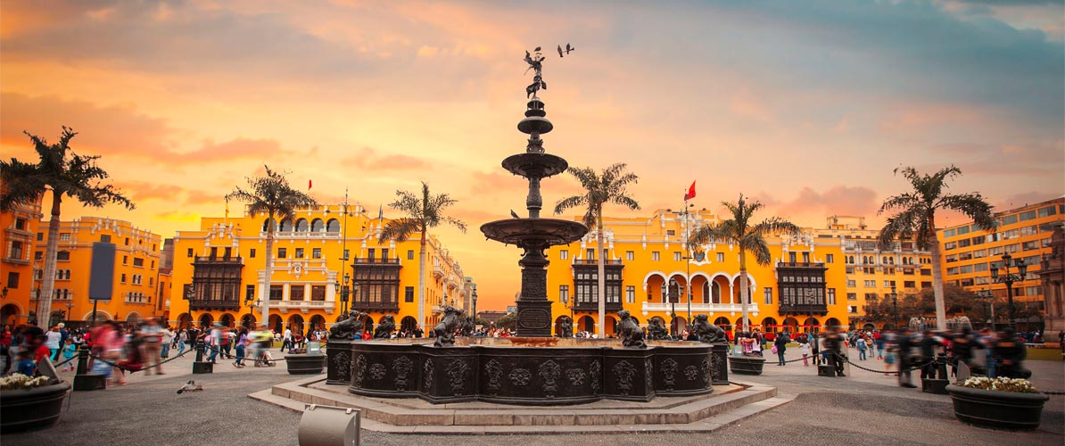 City Tour in Lima + Water Fountains (Magic Water Circuit) – Half a Day (Night)